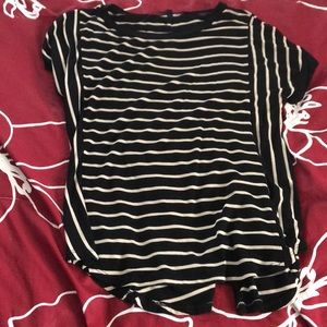 Black/ tan strip flow shirt